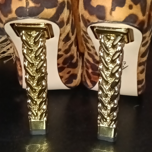 FSJ Cheetah Pumps size 8 - Picture 2 of 4